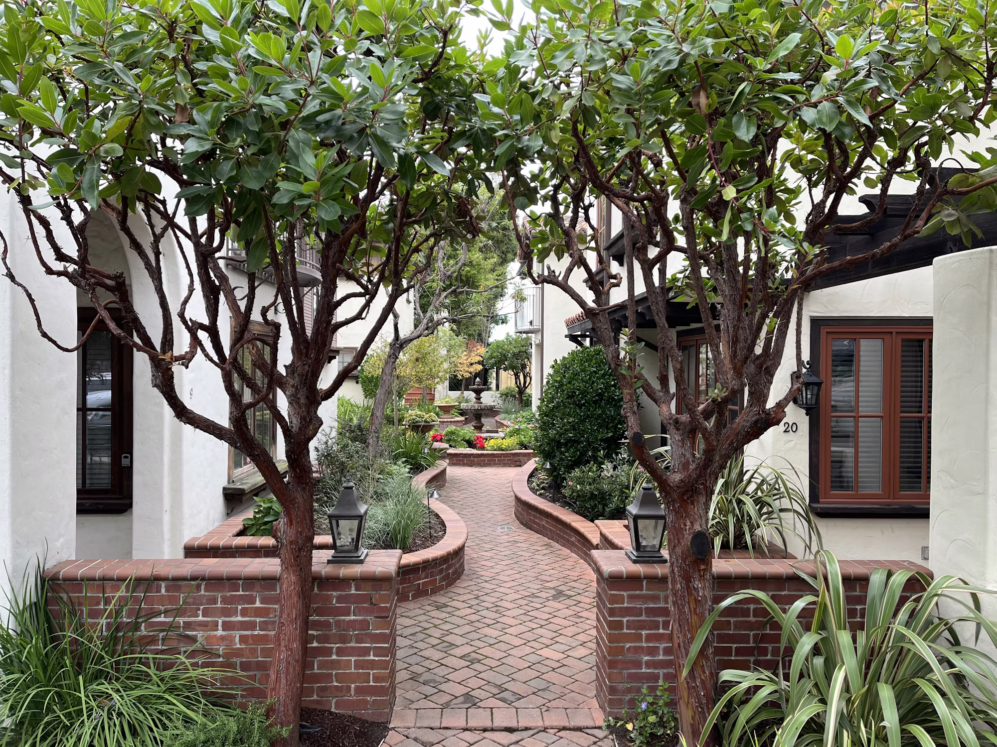 Exploring the Charm of Villas: A Journey Through Architectural Elegance